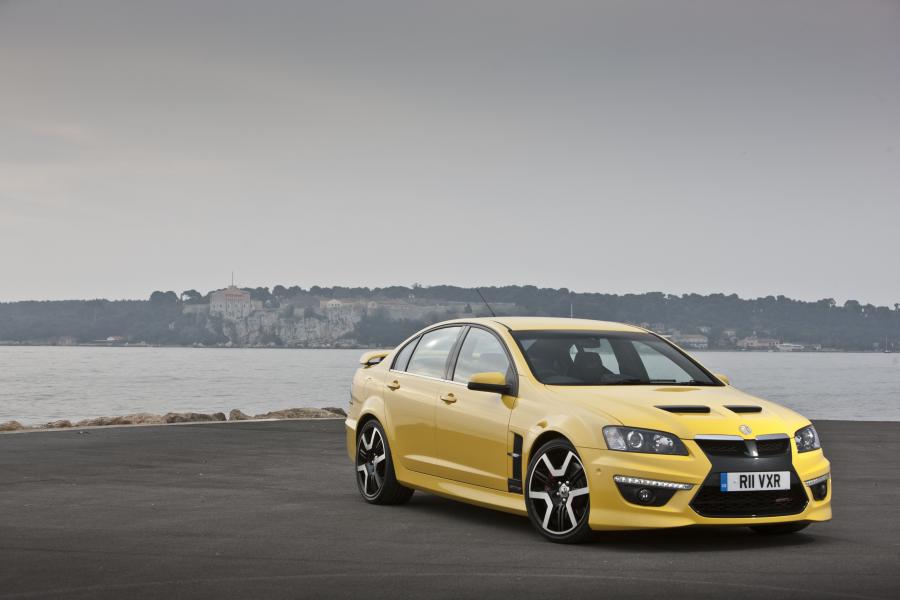  Vauxhall VXR8 2011 года  (фото 13 из 80)